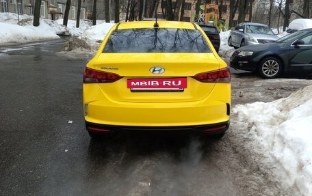 Hyundai Solaris II рестайлинг, 2020 год, 930 000 рублей, 2 фотография