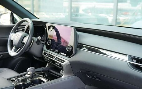 Lexus RX IV рестайлинг, 2025 год, 7 700 000 рублей, 10 фотография