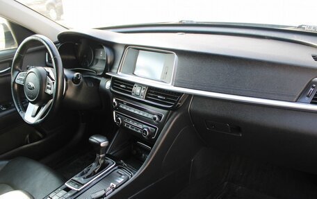 KIA Optima IV, 2018 год, 1 989 000 рублей, 8 фотография