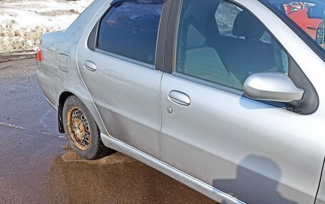 Fiat Albea I рестайлинг, 2008 год, 300 000 рублей, 2 фотография