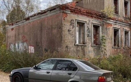 BMW 3 серия, 1991 год, 215 000 рублей, 14 фотография