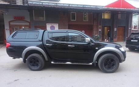 Mitsubishi L200 IV рестайлинг, 2014 год, 1 600 000 рублей, 2 фотография