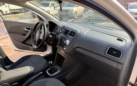 Volkswagen Polo VI (EU Market), 2012 год, 780 000 рублей, 11 фотография