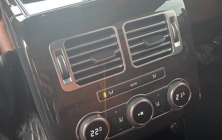 Land Rover Range Rover IV рестайлинг, 2015 год, 3 990 000 рублей, 9 фотография