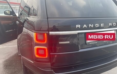 Land Rover Range Rover IV рестайлинг, 2015 год, 3 990 000 рублей, 6 фотография