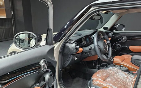 MINI Hatch, 2022 год, 1 690 000 рублей, 4 фотография