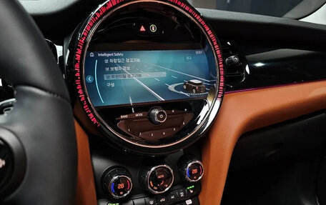 MINI Hatch, 2022 год, 1 690 000 рублей, 6 фотография