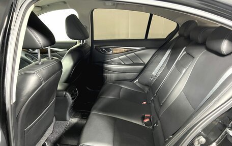 Infiniti Q50 I рестайлинг, 2017 год, 2 250 000 рублей, 17 фотография