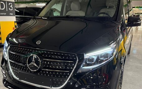 Mercedes-Benz V-Класс, 2025 год, 14 570 000 рублей, 2 фотография