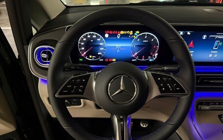 Mercedes-Benz V-Класс, 2025 год, 14 570 000 рублей, 10 фотография