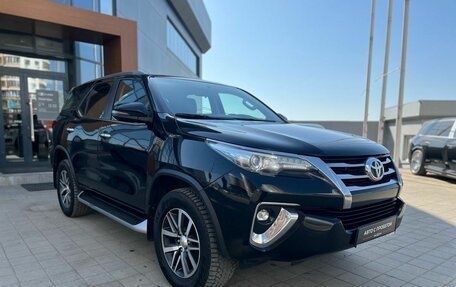 Toyota Fortuner II, 2017 год, 2 990 000 рублей, 3 фотография