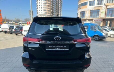 Toyota Fortuner II, 2017 год, 2 990 000 рублей, 6 фотография