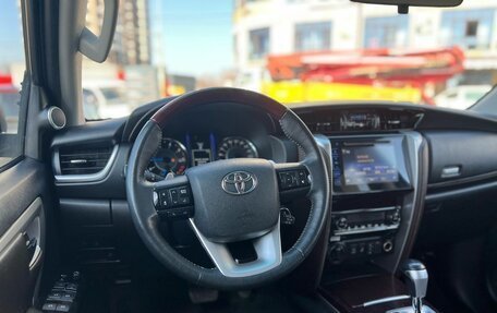 Toyota Fortuner II, 2017 год, 2 990 000 рублей, 10 фотография