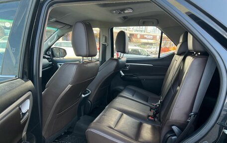 Toyota Fortuner II, 2017 год, 2 990 000 рублей, 16 фотография