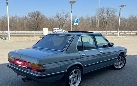 BMW 5 серия, 1986 год, 1 150 000 рублей, 4 фотография