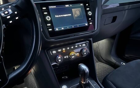 Volkswagen Tiguan II, 2018 год, 2 500 000 рублей, 6 фотография