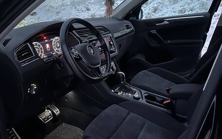 Volkswagen Tiguan II, 2018 год, 2 500 000 рублей, 7 фотография