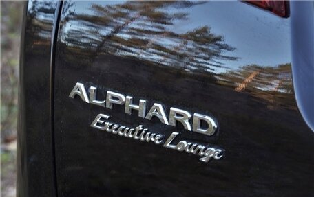 Toyota Alphard III, 2019 год, 5 470 000 рублей, 10 фотография