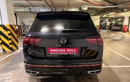 Volkswagen Tiguan II, 2021 год, 3 600 000 рублей, 4 фотография