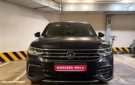 Volkswagen Tiguan II, 2021 год, 3 600 000 рублей, 6 фотография