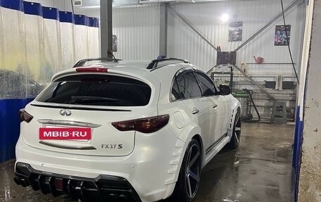 Infiniti FX II, 2012 год, 2 300 000 рублей, 2 фотография