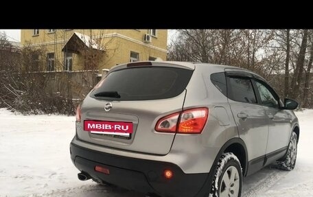 Nissan Qashqai, 2011 год, 850 000 рублей, 4 фотография