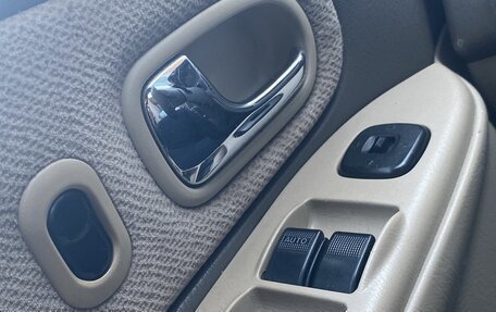 Mazda Protege, 2002 год, 250 000 рублей, 9 фотография