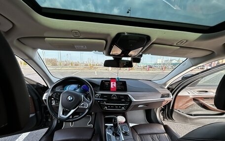 BMW 5 серия, 2018 год, 4 999 999 рублей, 33 фотография