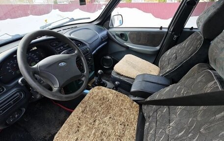 Chevrolet Niva I рестайлинг, 2004 год, 219 000 рублей, 5 фотография