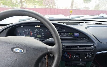 Chevrolet Niva I рестайлинг, 2004 год, 219 000 рублей, 15 фотография