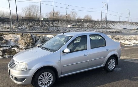 Renault Logan I, 2012 год, 600 000 рублей, 3 фотография