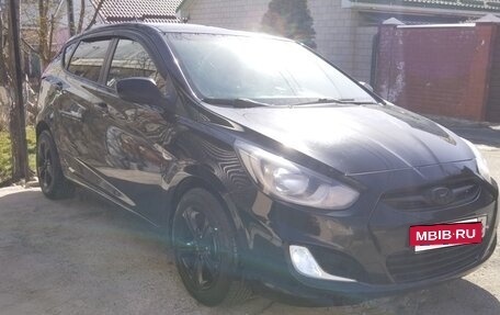 Hyundai Solaris II рестайлинг, 2014 год, 1 000 000 рублей, 7 фотография