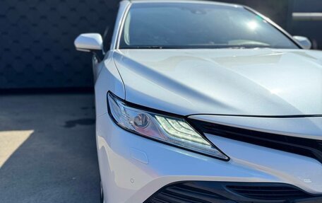 Toyota Camry, 2021 год, 2 950 000 рублей, 3 фотография