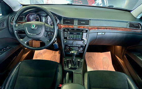 Skoda Superb III рестайлинг, 2012 год, 1 130 000 рублей, 10 фотография