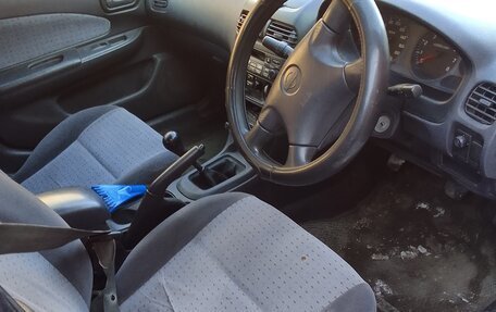 Nissan Wingroad III, 2001 год, 290 000 рублей, 3 фотография