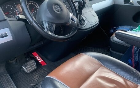 Volkswagen Multivan T5, 2012 год, 2 100 000 рублей, 8 фотография