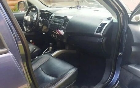 Mitsubishi Outlander III рестайлинг 3, 2008 год, 1 150 000 рублей, 6 фотография