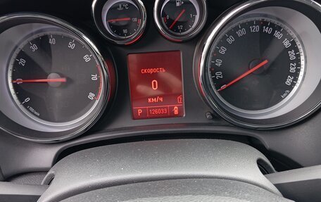 Opel Astra J, 2011 год, 730 000 рублей, 10 фотография