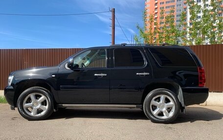 Chevrolet Tahoe III, 2012 год, 2 300 000 рублей, 3 фотография