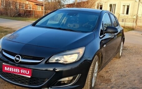 Opel Astra J, 2012 год, 770 000 рублей, 3 фотография