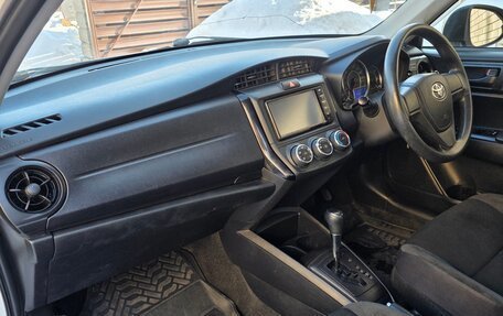 Toyota Corolla, 2018 год, 1 049 000 рублей, 19 фотография