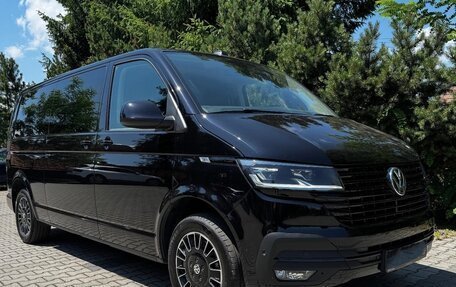 Volkswagen Caravelle T6 рестайлинг, 2024 год, 5 200 000 рублей, 3 фотография