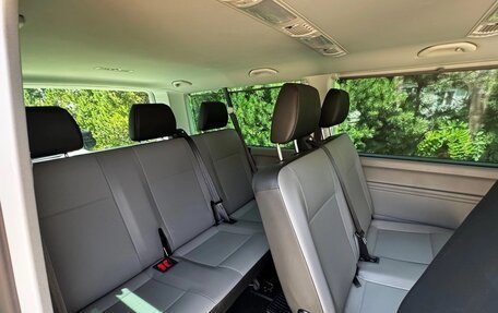 Volkswagen Caravelle T6 рестайлинг, 2024 год, 5 200 000 рублей, 17 фотография