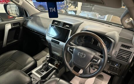 Toyota Land Cruiser Prado 150 рестайлинг 2, 2019 год, 5 299 900 рублей, 11 фотография