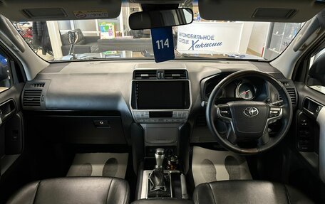 Toyota Land Cruiser Prado 150 рестайлинг 2, 2019 год, 5 299 900 рублей, 16 фотография