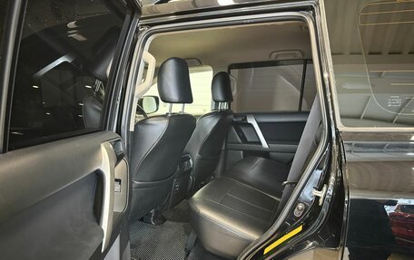 Toyota Land Cruiser Prado 150 рестайлинг 2, 2019 год, 5 299 900 рублей, 17 фотография