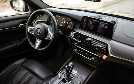 BMW 5 серия, 2018 год, 4 099 000 рублей, 9 фотография