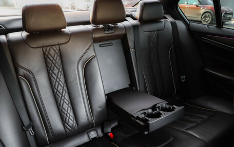 BMW 5 серия, 2018 год, 4 099 000 рублей, 31 фотография