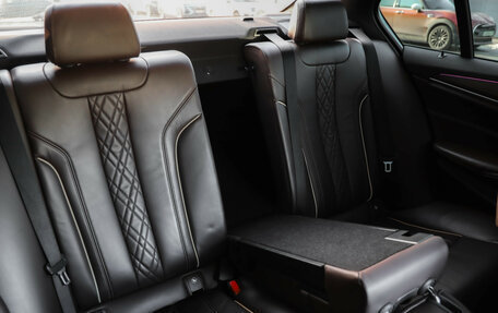 BMW 5 серия, 2018 год, 4 099 000 рублей, 32 фотография