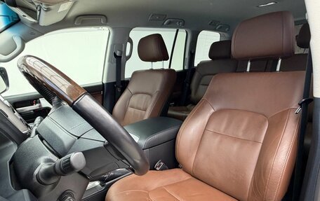 Toyota Land Cruiser 200, 2020 год, 8 899 900 рублей, 16 фотография